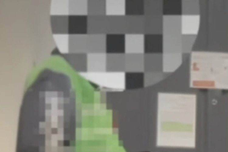 Full Video Viral Ojol di Samarinda dan Wanita Baju Hitam Tanpa Cut Ramai Diburu Warganet di X dan Telegram